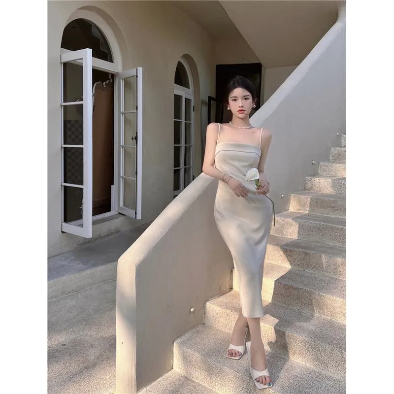 Cinched Waist Hip-Hugging Slimming Retro Sleeveless High-Waisted One-Shoulder Dress