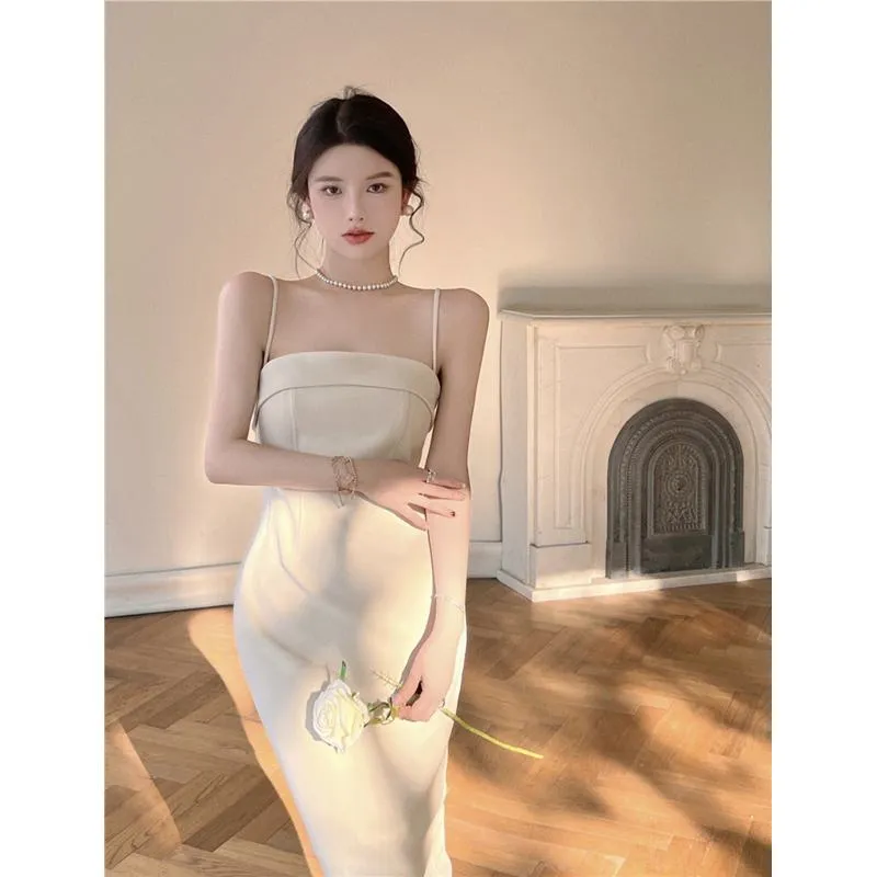 Cinched Waist Hip-Hugging Slimming Retro Sleeveless High-Waisted One-Shoulder Dress