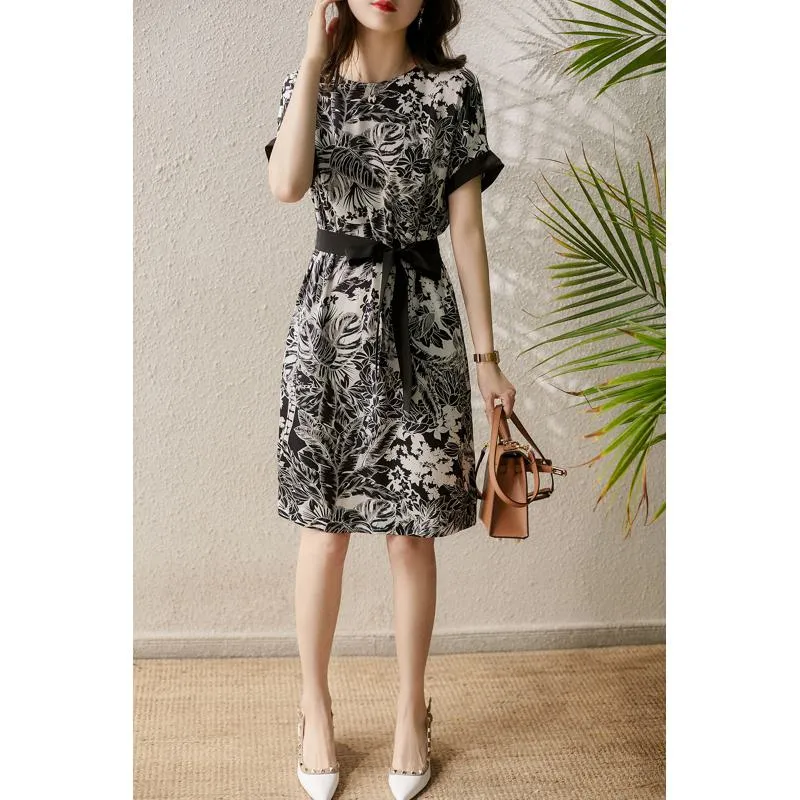 Cinched Waist Tie-Up Ink Painting Print Black And White Dress