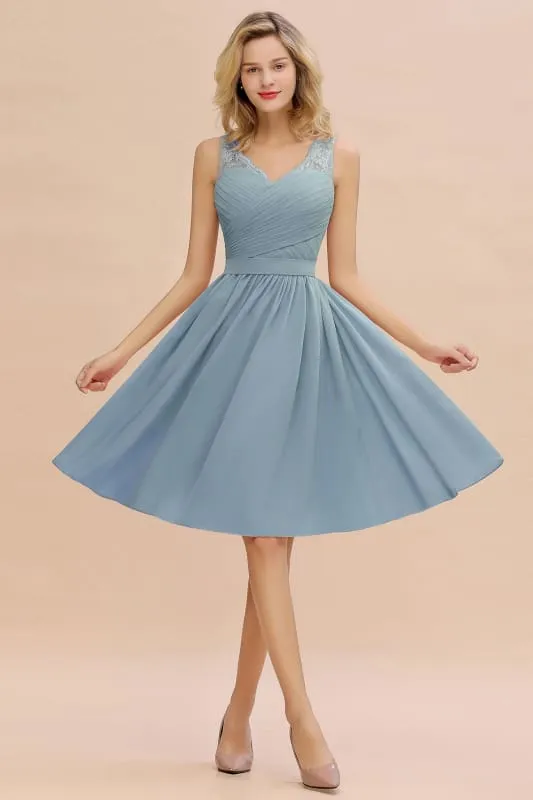 Elegant Ruffle Chiffon Short Bridesmaid Dress Sleeveless V-Neck Aline Knee Length Homecoming Dress