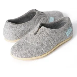 Gray COCOON Clogs (with front cutting for a high instep and wide feet)