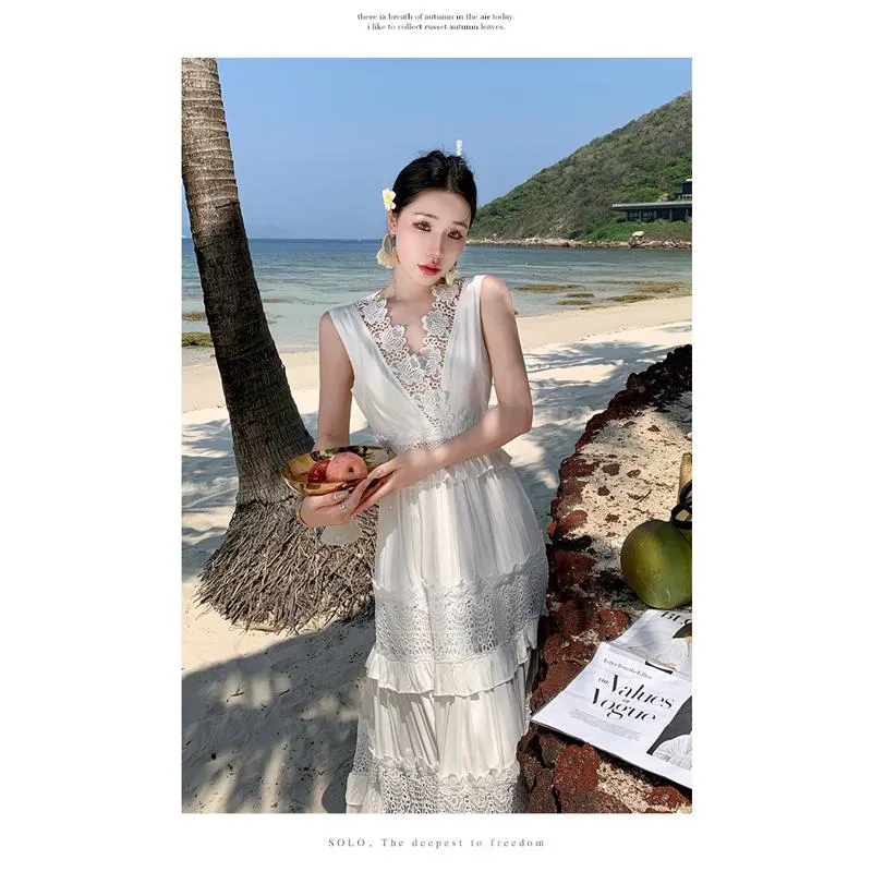 Hollowed-Out Beach White Lace Multi-Layer Dress