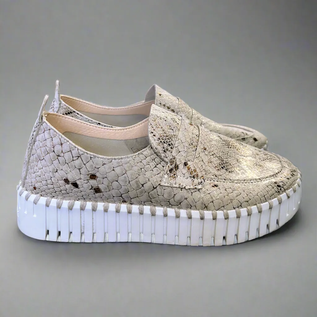 Ilse Jacobsen taupe metallic snake Tulip shoes, size 7