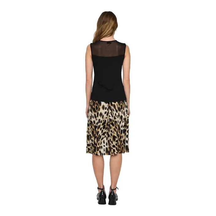 Jacqueline De Yong  Women Top