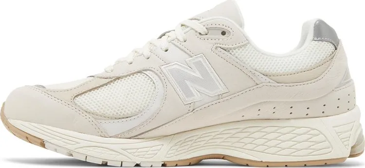 New Balance 2002R 'Linen Fog' sneakers, cream