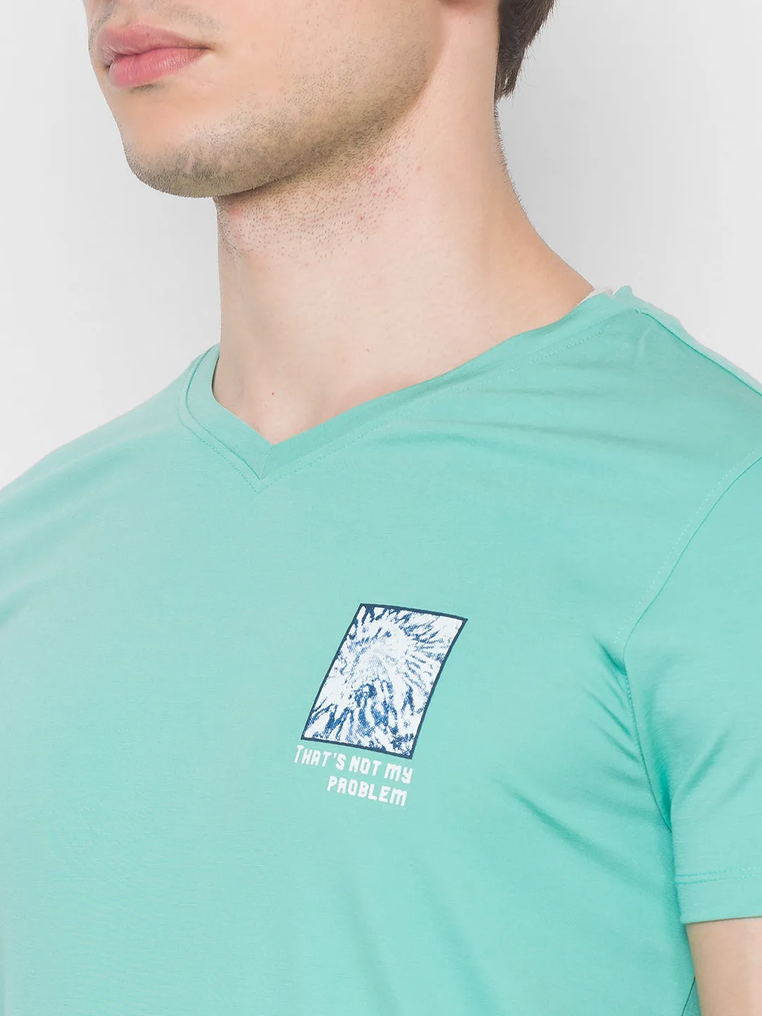 Spykar Men Green Cotton Slim Fit V-Neck T-Shirt