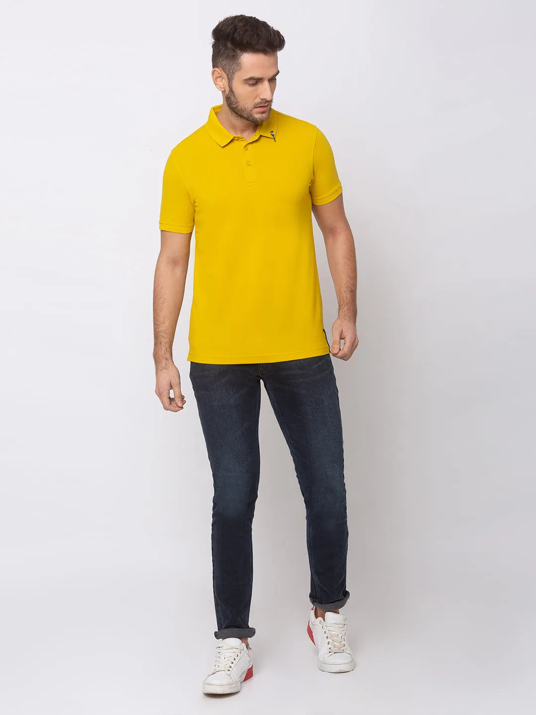 Spykar Men Sulphur Yellow Blended Slim Fit T-Shirt