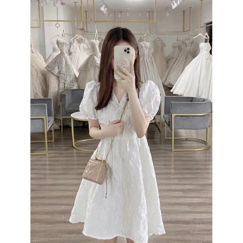 V-Neck Bubble Sleeve White Niche French Style Petite Dress