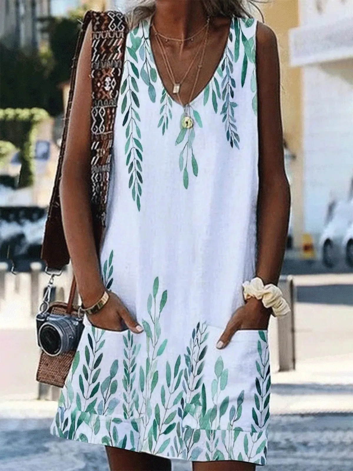 V-Neck Sleeveless Leaf Print Pocket Loose Dress